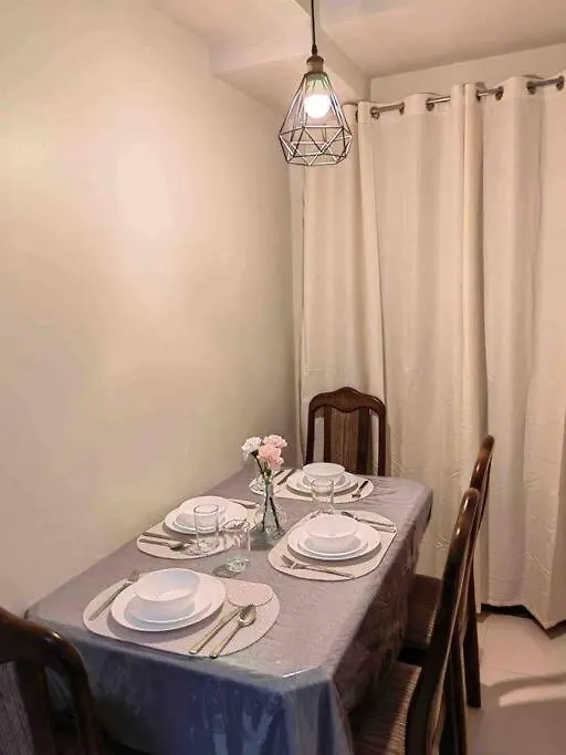 Moa S Residences Family Suite With Balcony Manila Apartment
